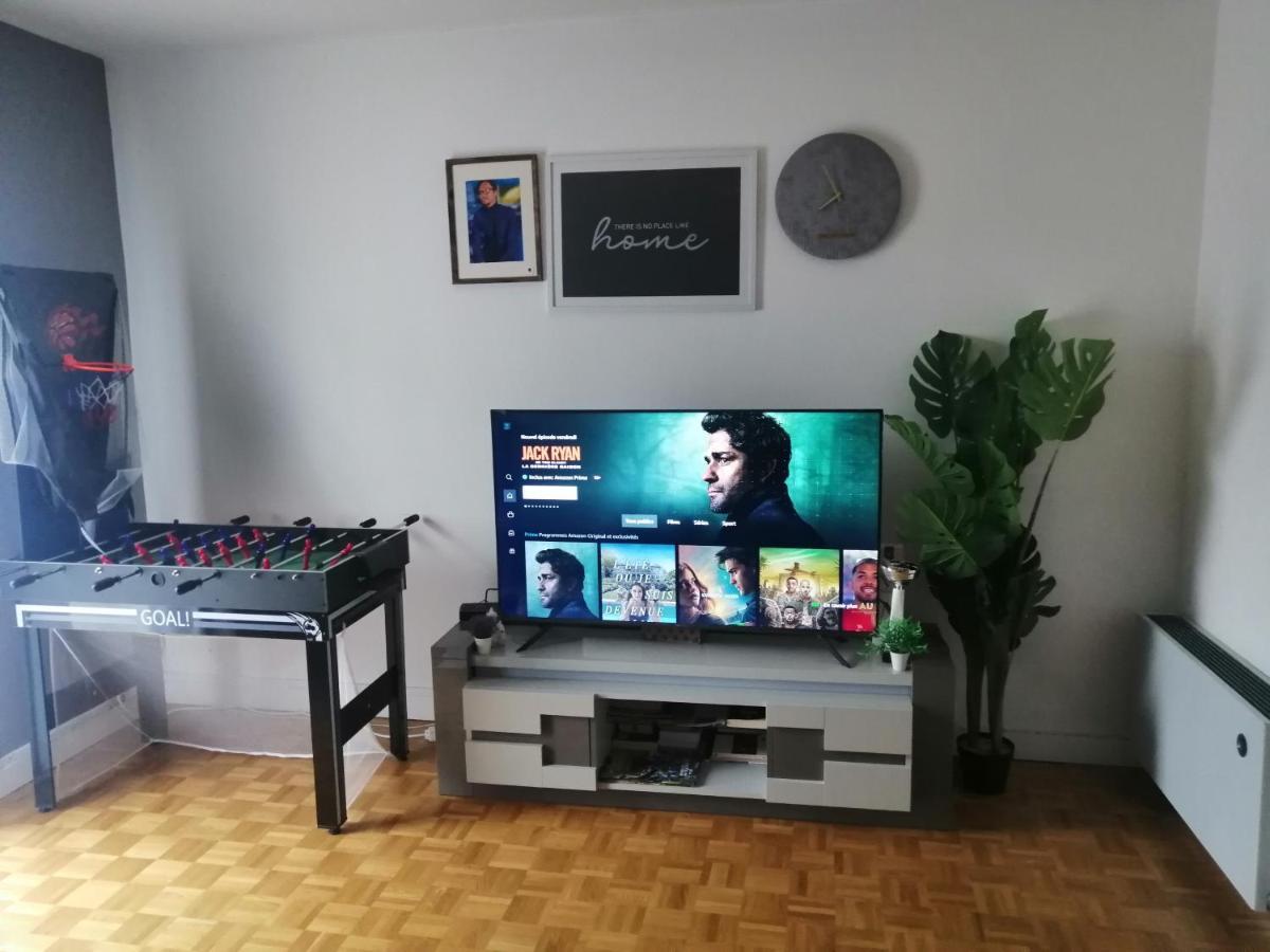 Chambre Dans Appartement A ニオール エクステリア 写真