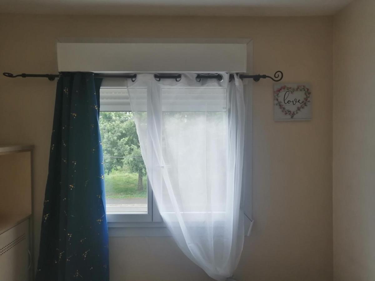 Chambre Dans Appartement A ニオール エクステリア 写真