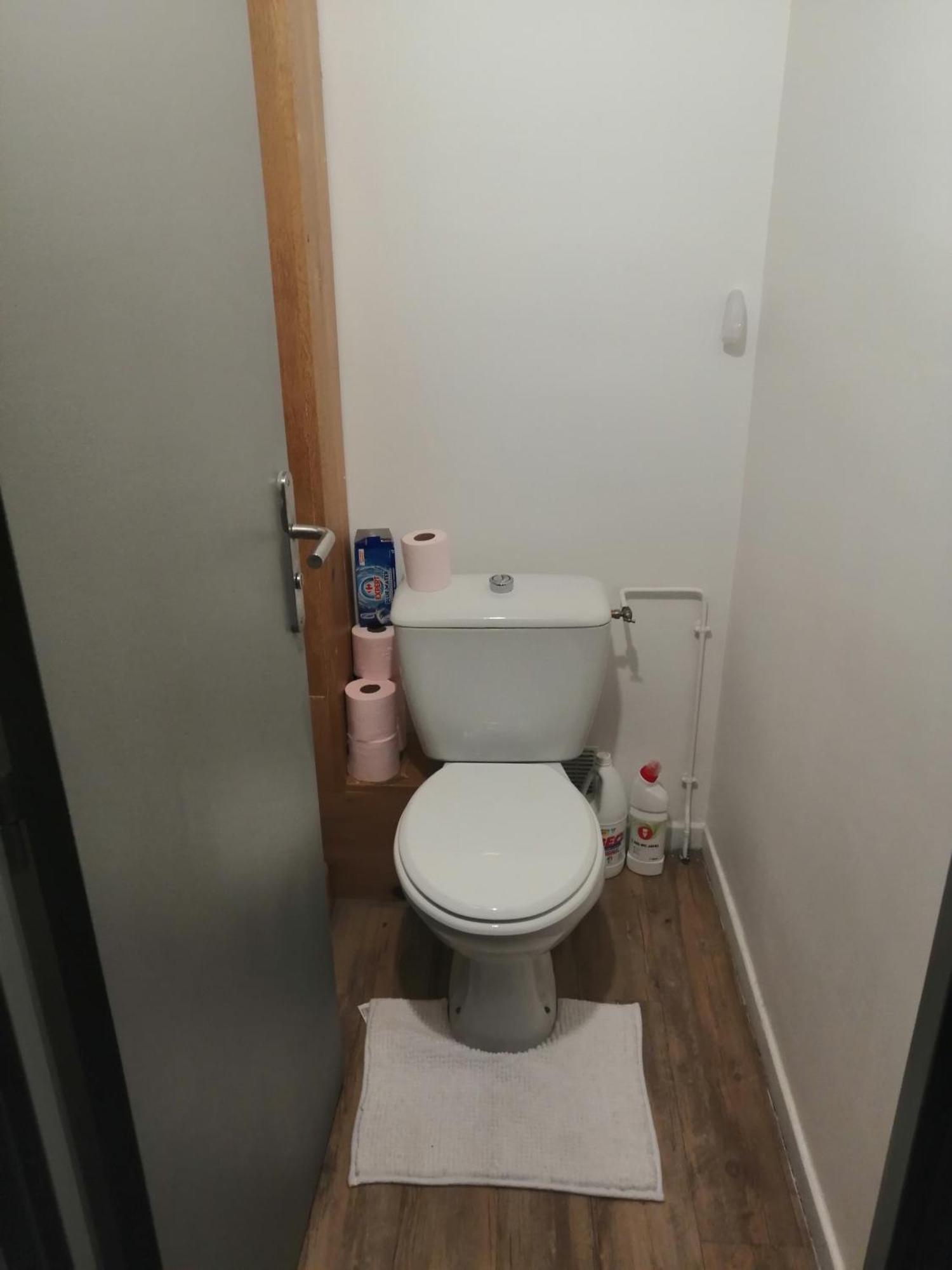 Chambre Dans Appartement A ニオール エクステリア 写真